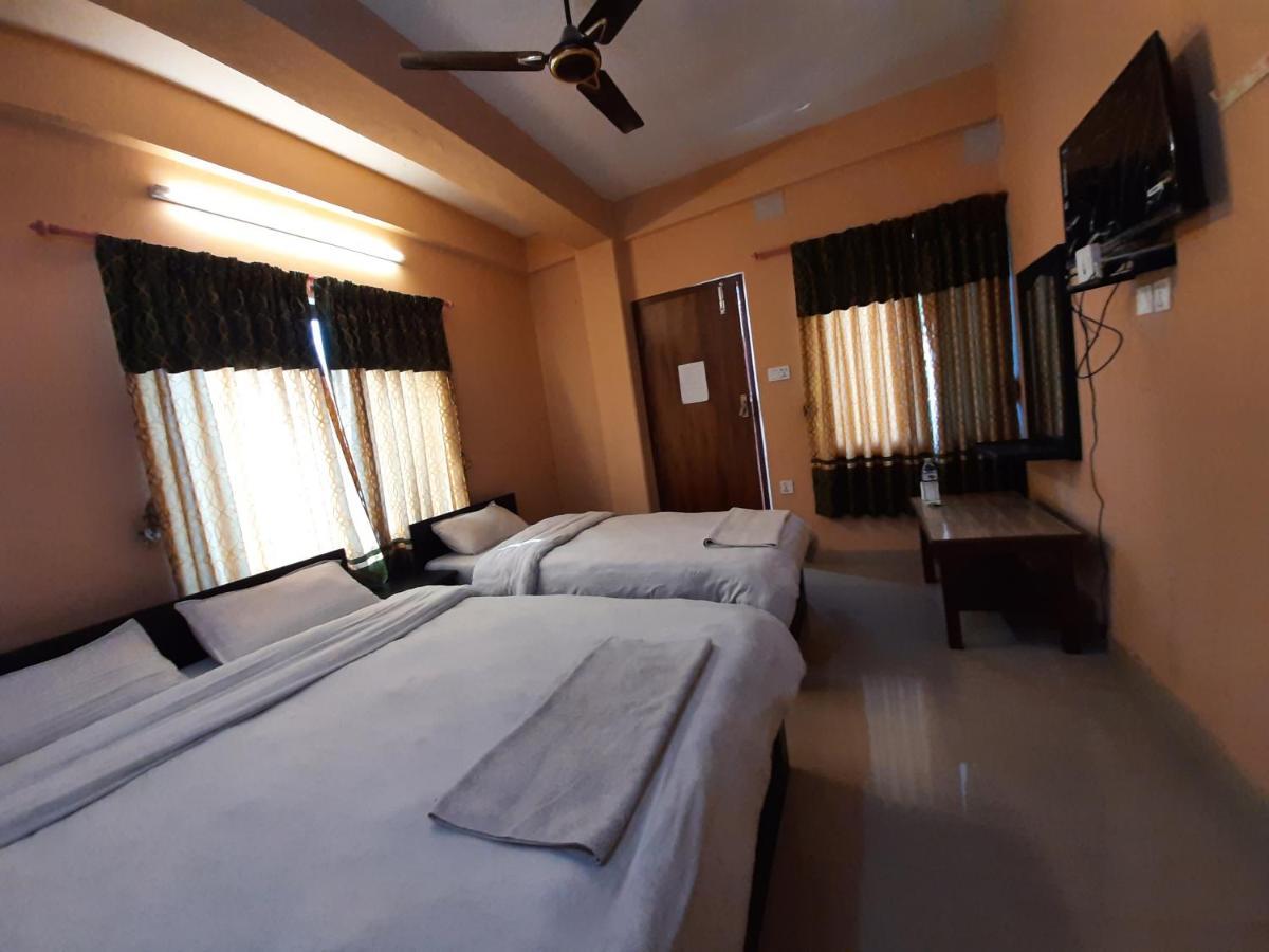 Hotel Eagle Zone 포카라 외부 사진