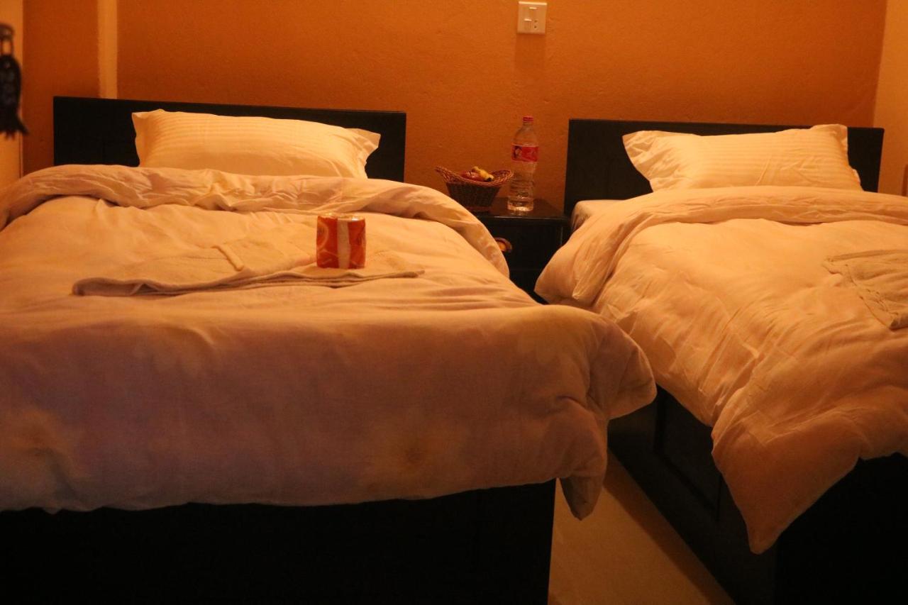 Hotel Eagle Zone 포카라 외부 사진
