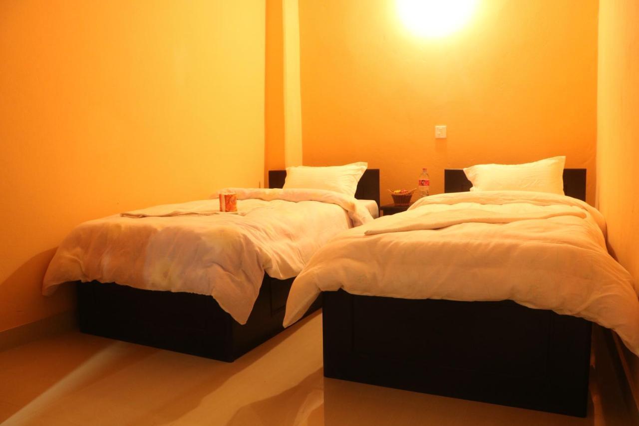 Hotel Eagle Zone 포카라 외부 사진